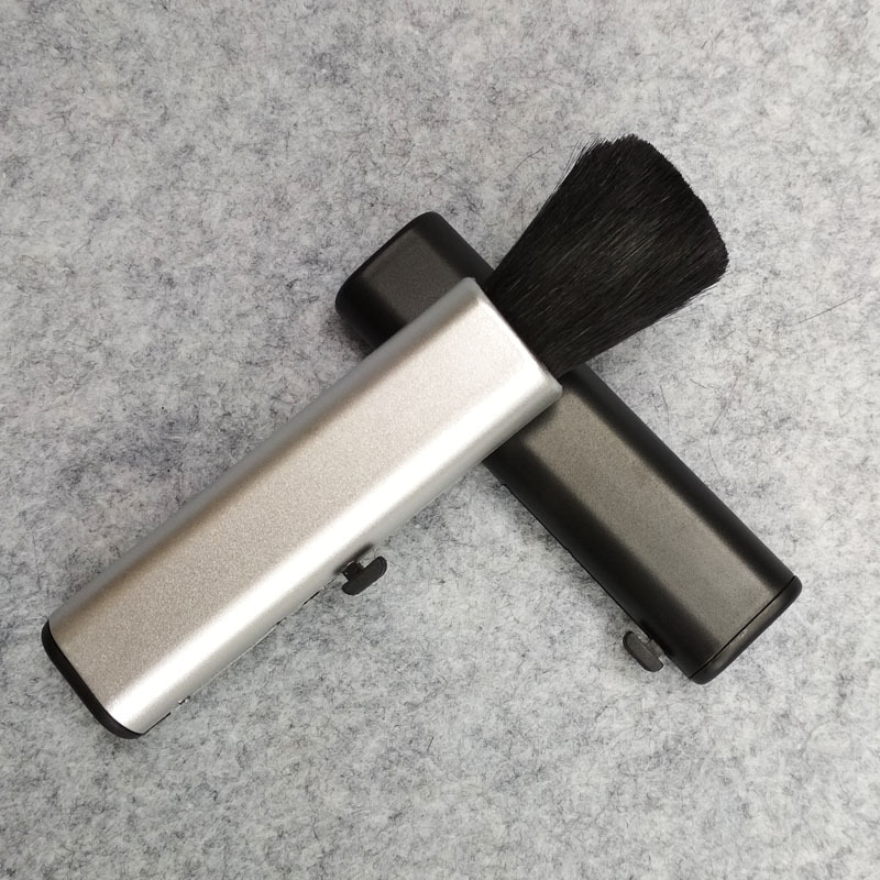 Air Outlet Computer Retractable Cleaning Brush 3