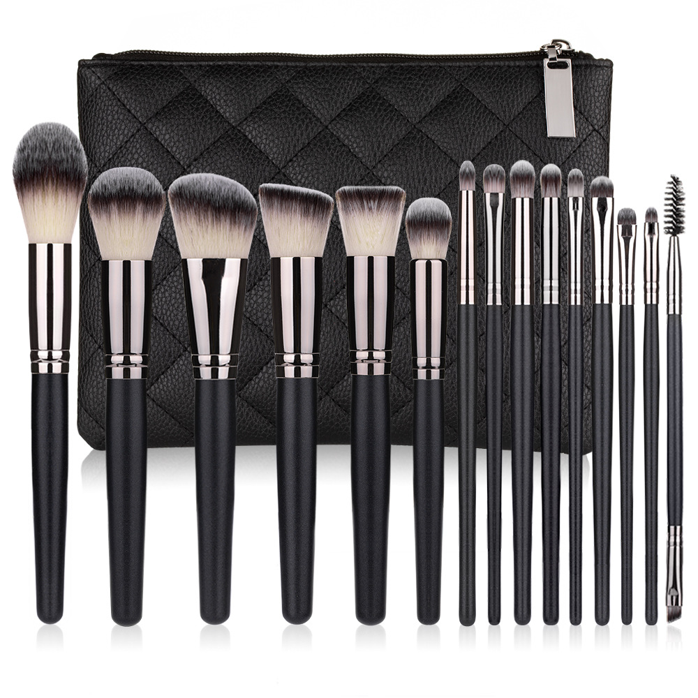 Title 5, 15-teiliges Make-up Pinsel Set in Mattschwarz f...