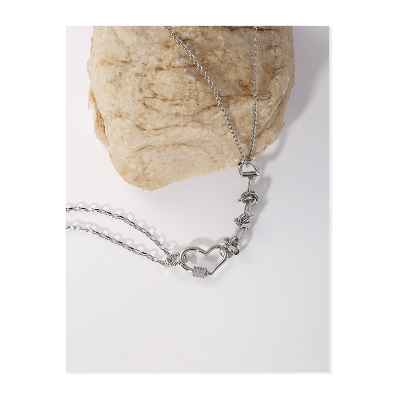 Women's Fashionable Elegant Hip Hop Sweater Clavicle Chain