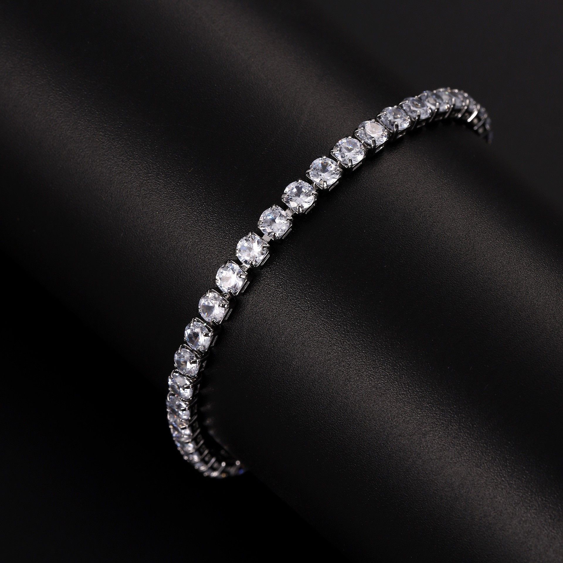 Sleek Luxury Sparkling Zircon Bracelet