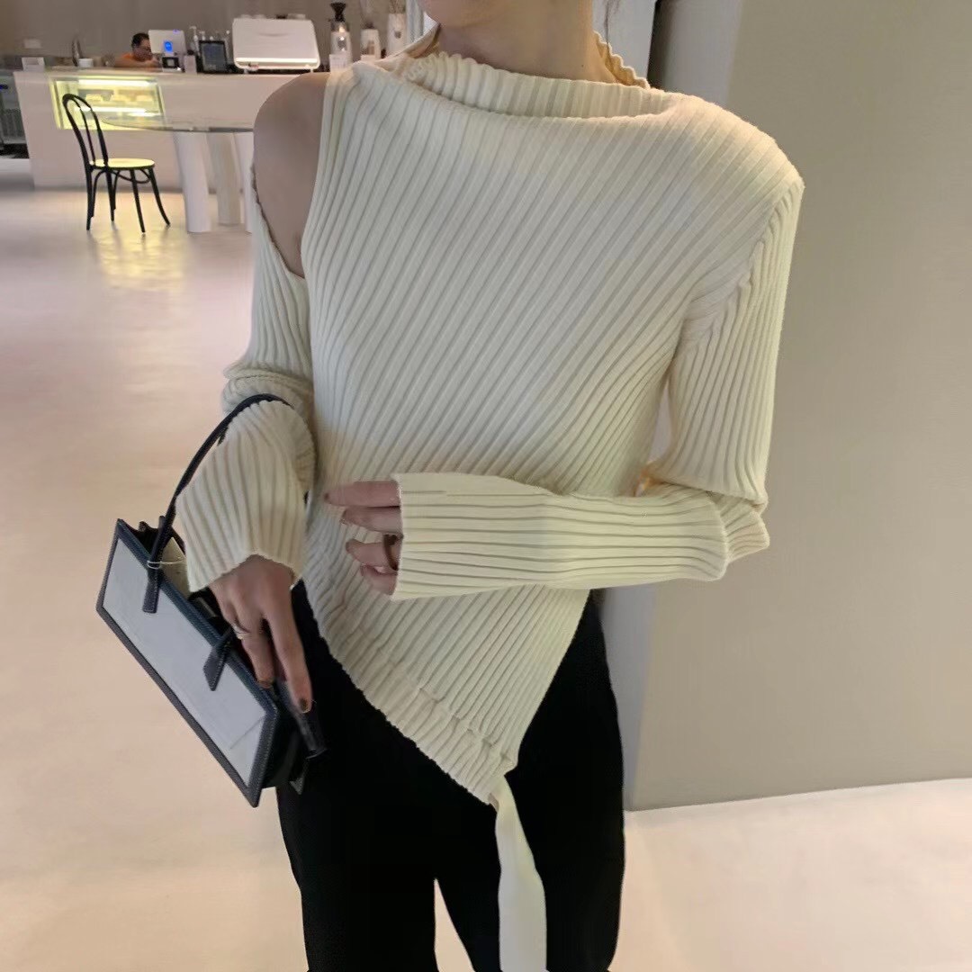 Title 3, Lazy Style Off-shoulder Sweater Niche Long-slee...