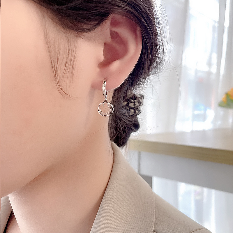 Fashionable Personality Smiley Tag Earrings In Sterling Silver