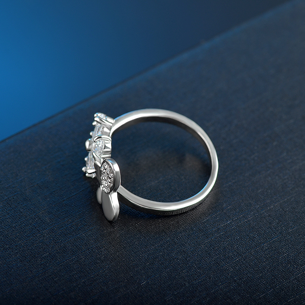 Women Fashion Flower Ring Micro-inlaid Zircon