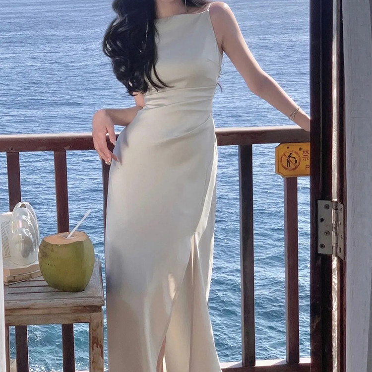 Women's Fashion Solid Color One-shoulder Satin Dress