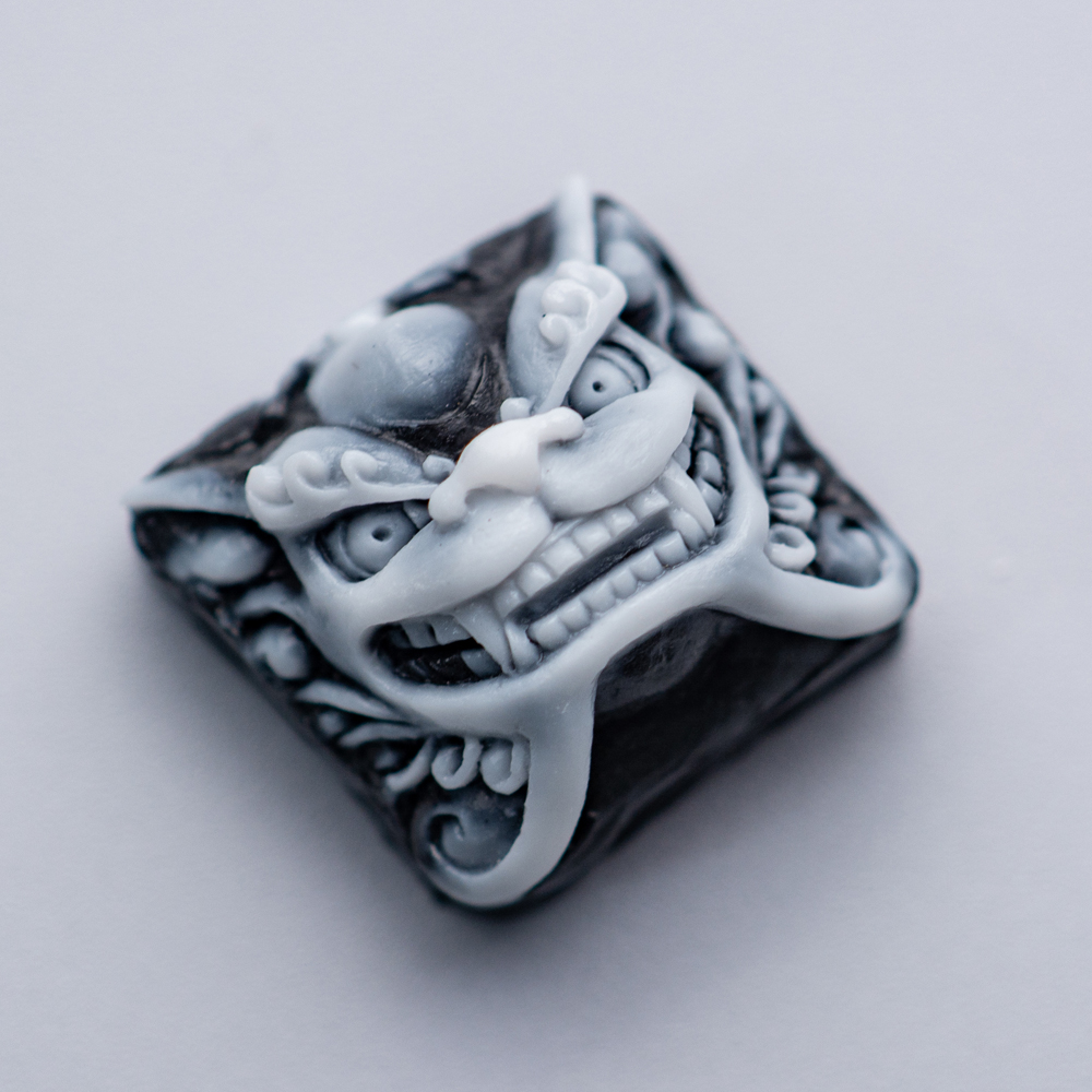 Personalized Resin Stone Lion Shishi Keycaps