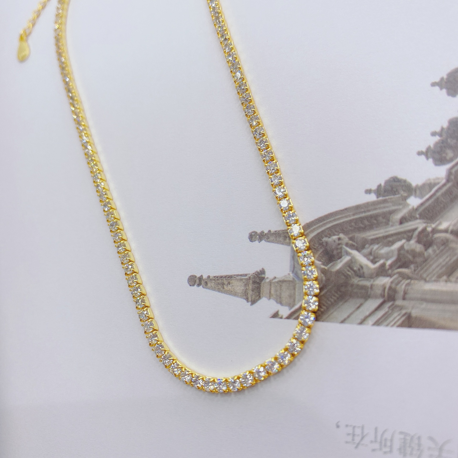 Niche Elegant And Bright Single Circle Zircon Necklace