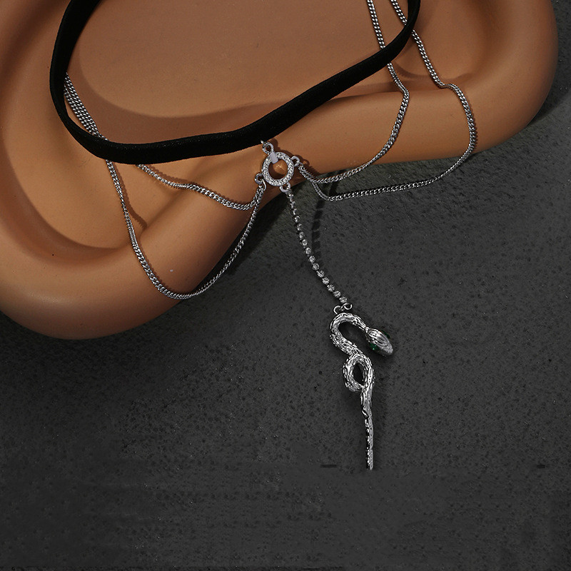 Original Design Hottie Snake Thigh Chain Women
