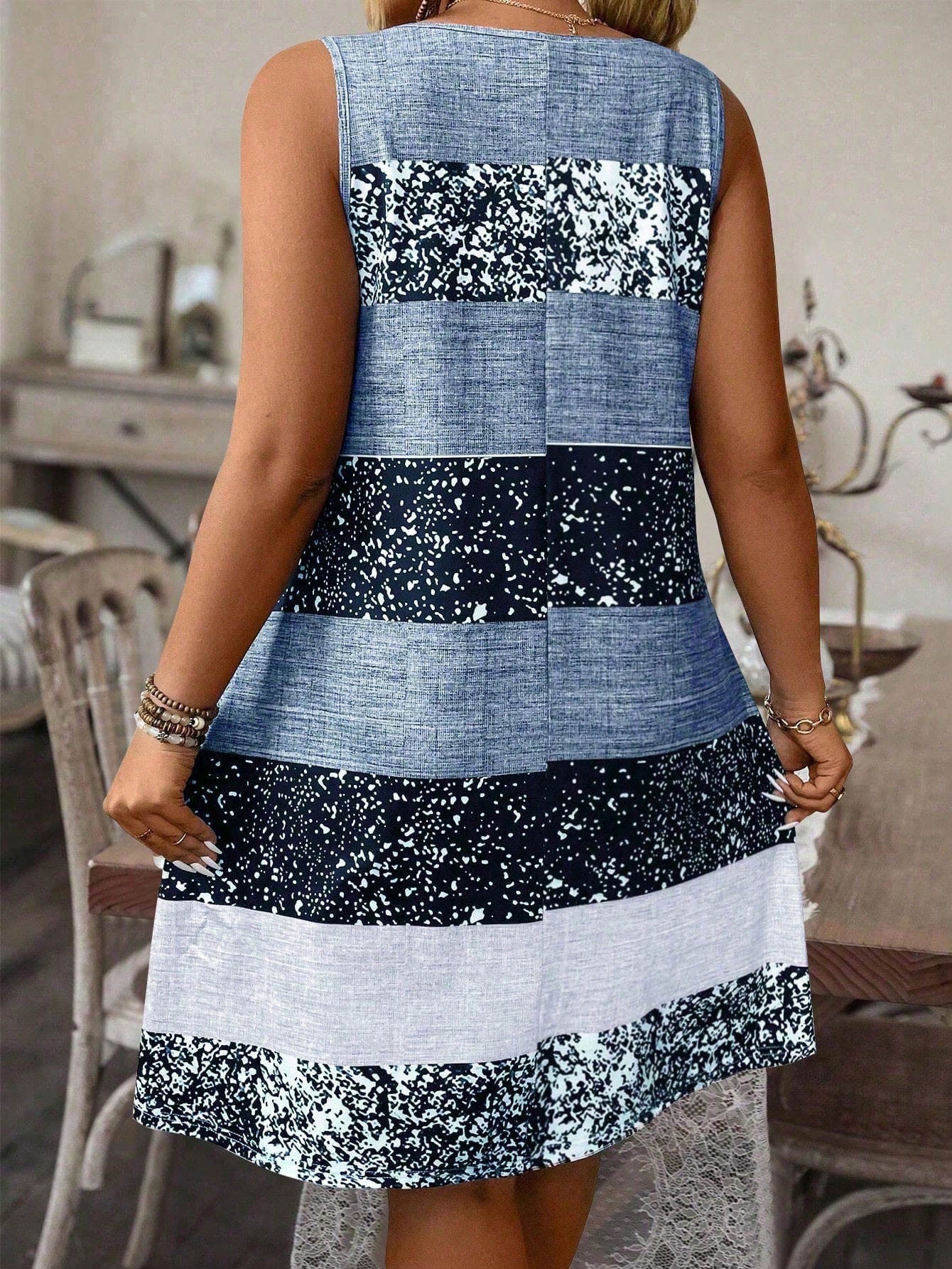 Plus-size Striped Tank Top Sleeveless Skirt Print