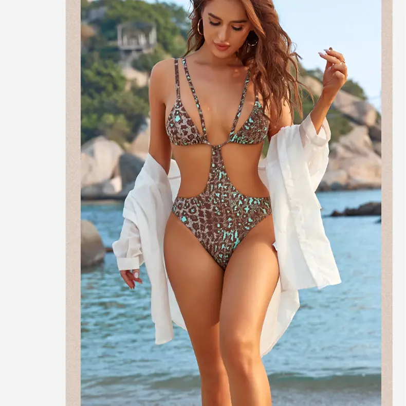 One Piece Swimsuit With Chest Pad Without Underwire