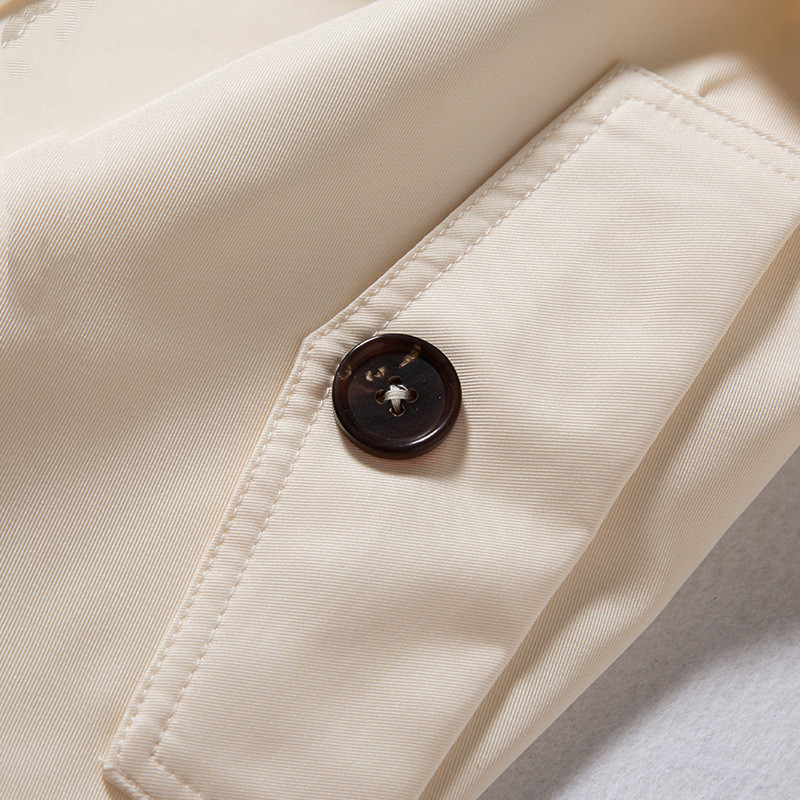 Small Man Windbreaker Jacket Female Temperament Trendy High-end White Treasure Wind