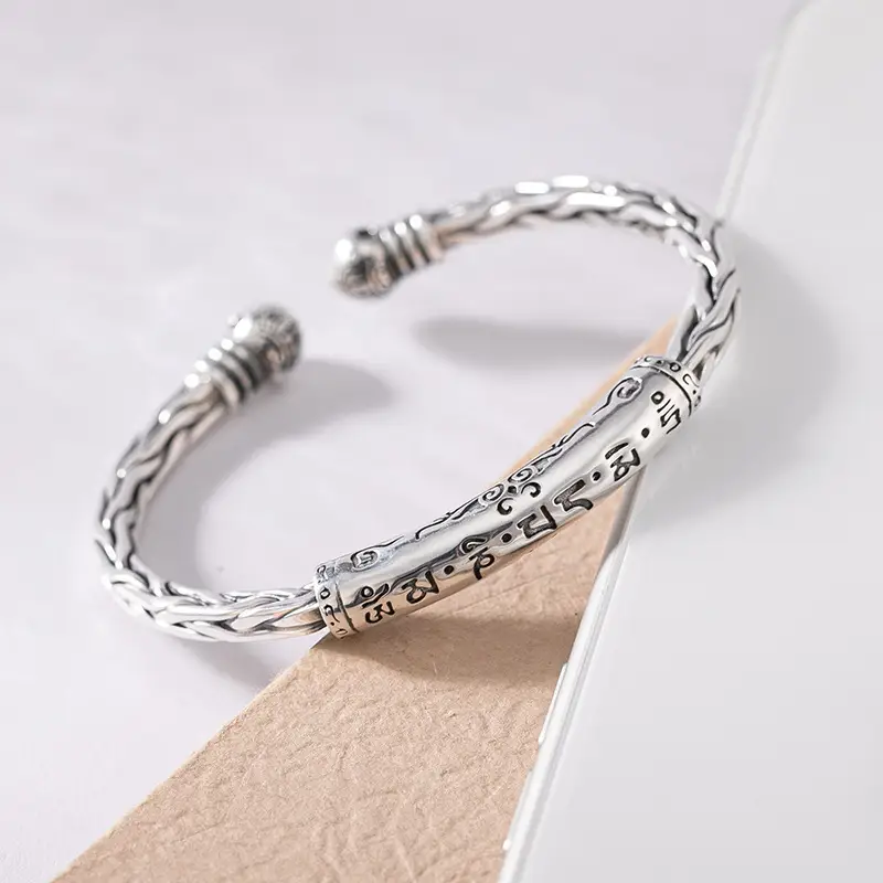 S925 Silver Twist Bracelet Men's And Women's Retro Fashion Pattern