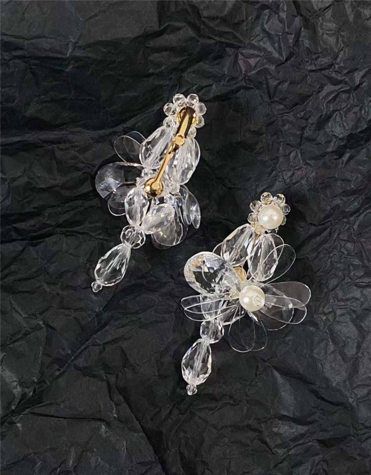 Women's Holiday Style Pearl Flower Crystal Earrings