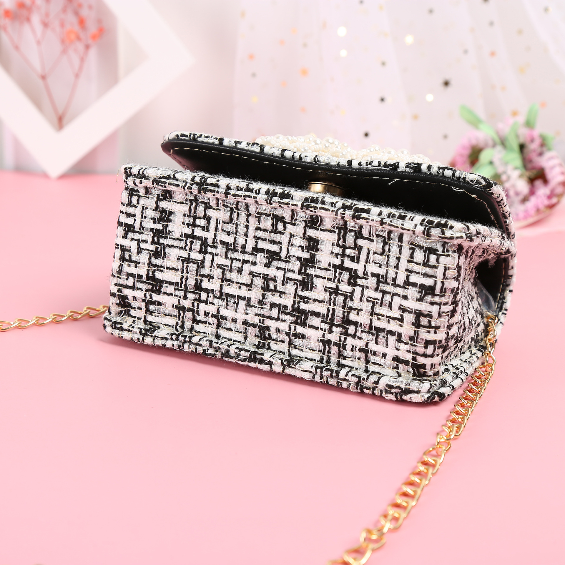 Title 9, Pearl Bow Trendy Fashion Portable Messenger Dua...