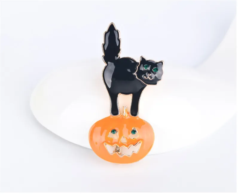 European And American Wild Creative Personality Cat Brooch - Gold