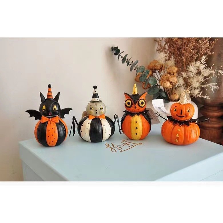 Retro Painted Black Cat Pumpkin Imp Ornament (Set without