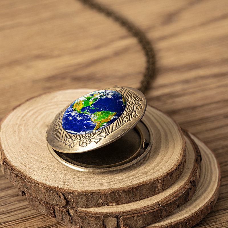 Vintage Bronze Photo Frame Locket Pendant Necklace Earth Panet Globe Glass Necklaces For Women Men