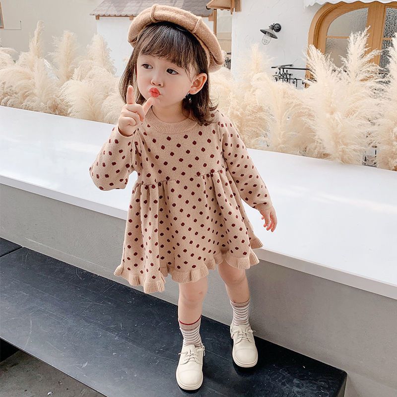 Knitted polka dots dress