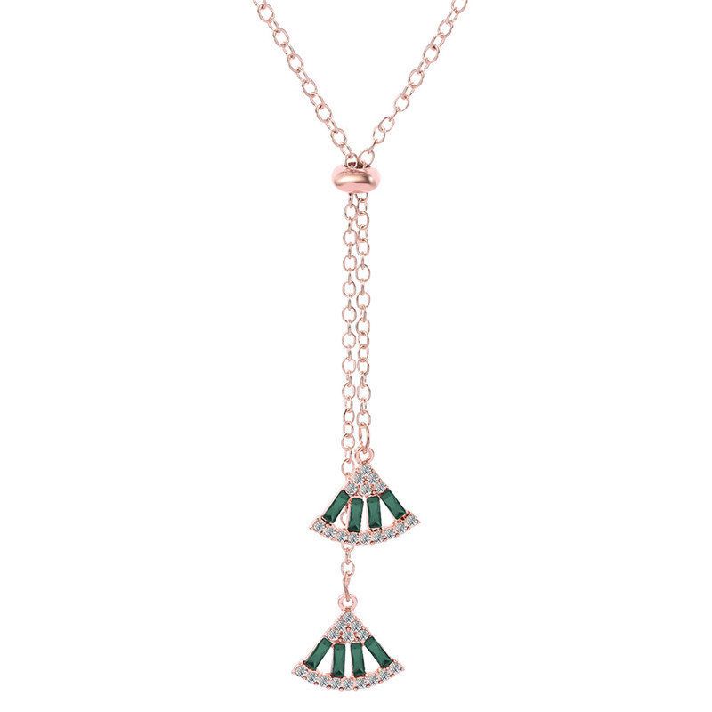 Classic Emerald Scalloped Gemstone Necklace With Sparkling Diamonds