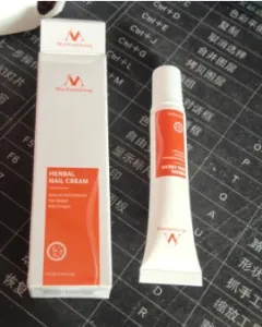 Beauty Hand And Foot Nail Repair Cream - Red - View 1