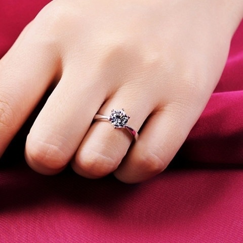 Title 5, Womens Simple Six Claw Diamond Ring Elegant an...