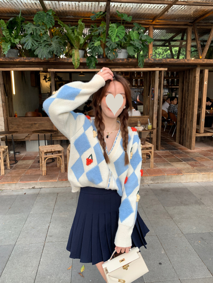 Three-dimensional Crochet Plaid Sweater Coat V-neck Long-sleeved Loose