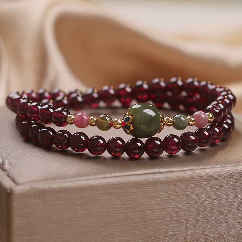 Women's Multi-layer Natural Garnet Beaded Bracelet