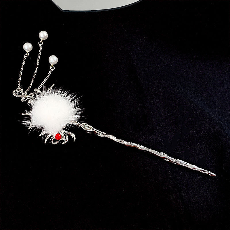 White Autumn And Winter Feather Pearl Tassel Hairpin
