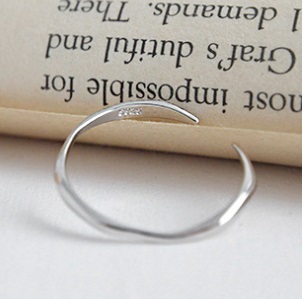 Simple And Irregular Wavy Line Women's Ring