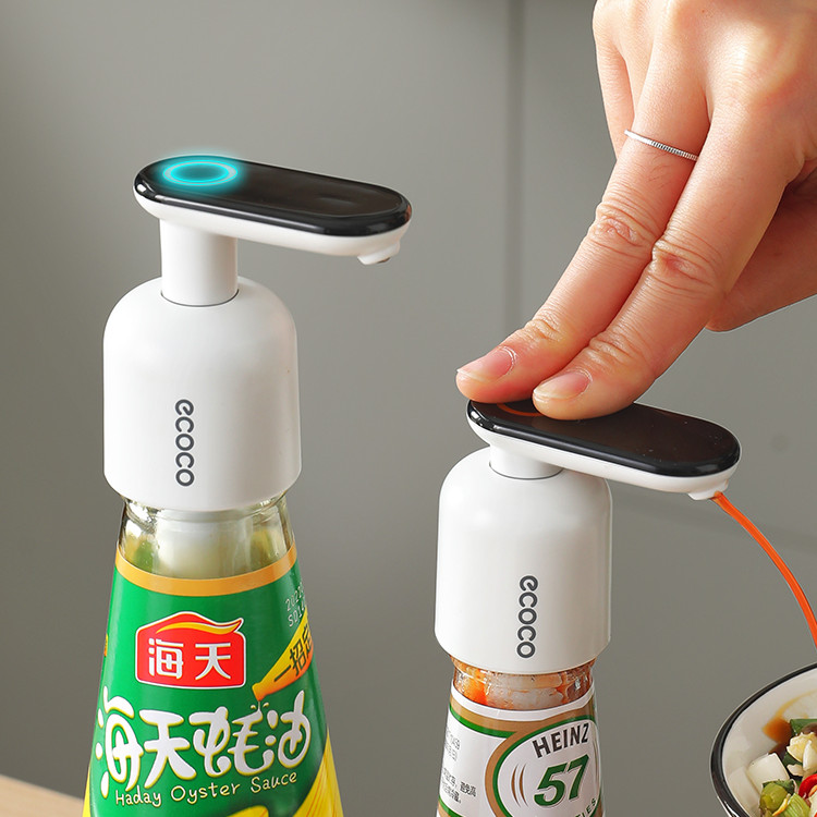 Title 1, PP Household Oyster Sauce Bottle Squeezer