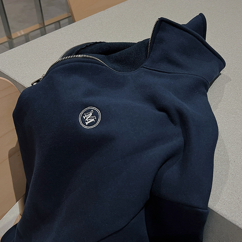 Half-high Neck Zippered Sweater For Men