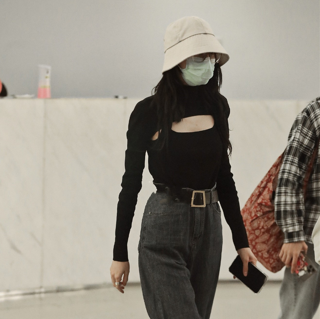 Black Knitted Sweater With Hollow Design Feeling Niche