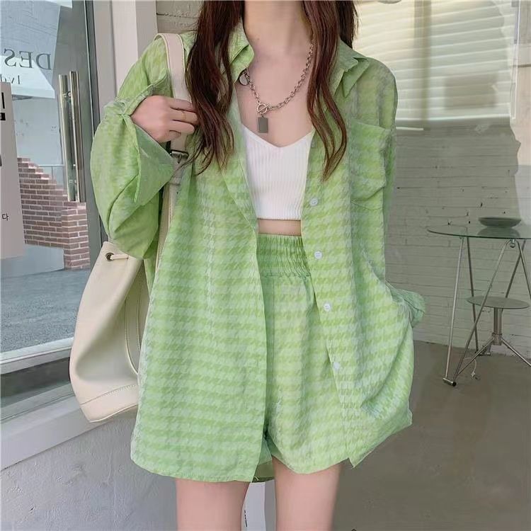 Title 5, Cardigan protezione solare, camicia verde a qua...