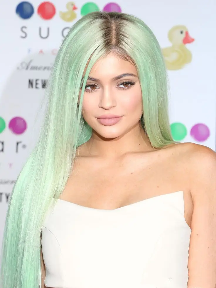 Medium And Large Scalp Dyed Gradual Long