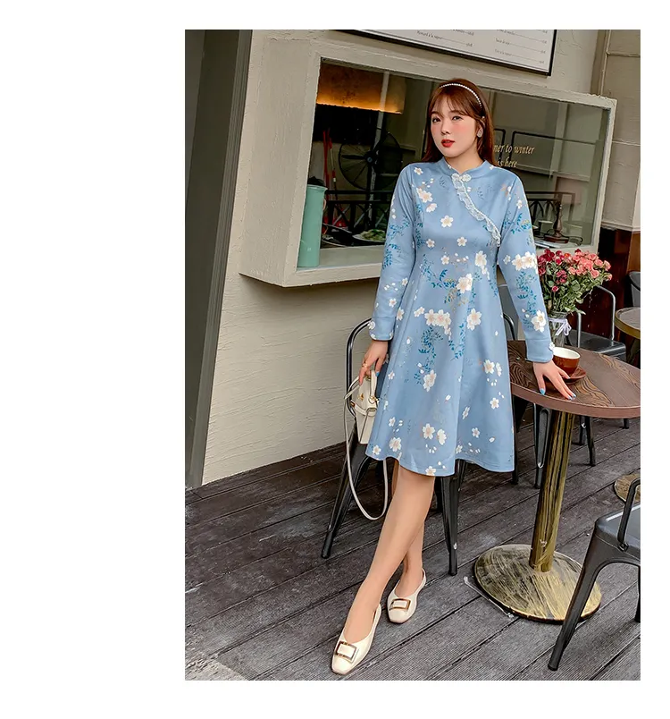 Western Style Slim Bottoming Skirt With Floral Design - Monet Blue
