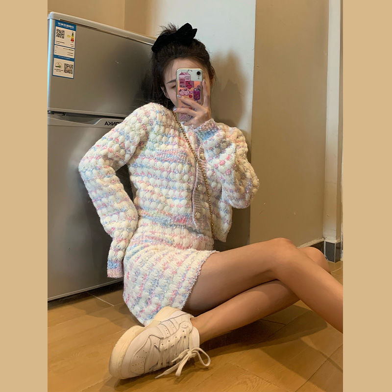 Women's Long-sleeved Blouse And Short Skirt Fashion Suit