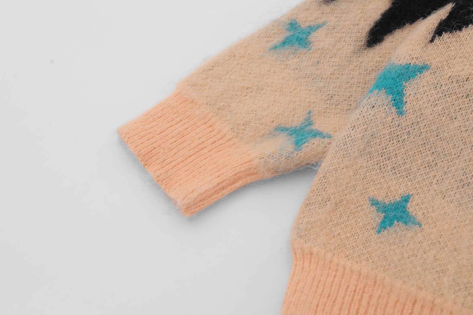 Men's And Women's Same Round Neck Jacquard Knitted Sweater