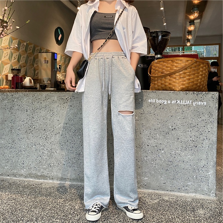 Title 4, Grey casual sports trousers