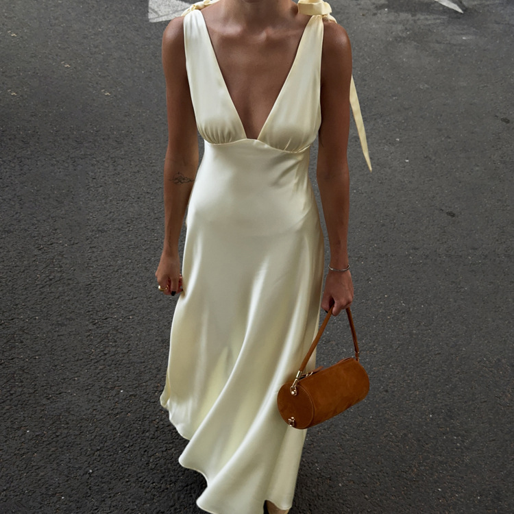 V-neck Sexy Backless Sleeveless Dress With Tie