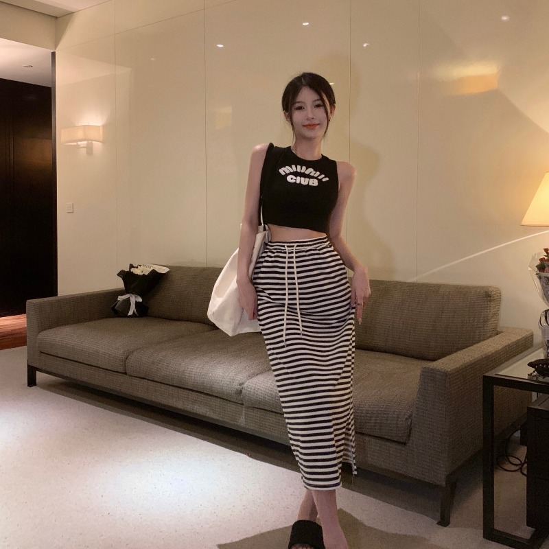 Casual Summer Black And White Striped Mid Length Slimming Skirt