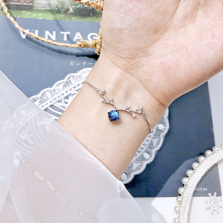 A Deer Has You, Misty Forest Antler, Japanese Literature And Art Antler Jewelry, Necklace And Clavicle Chain All The Way