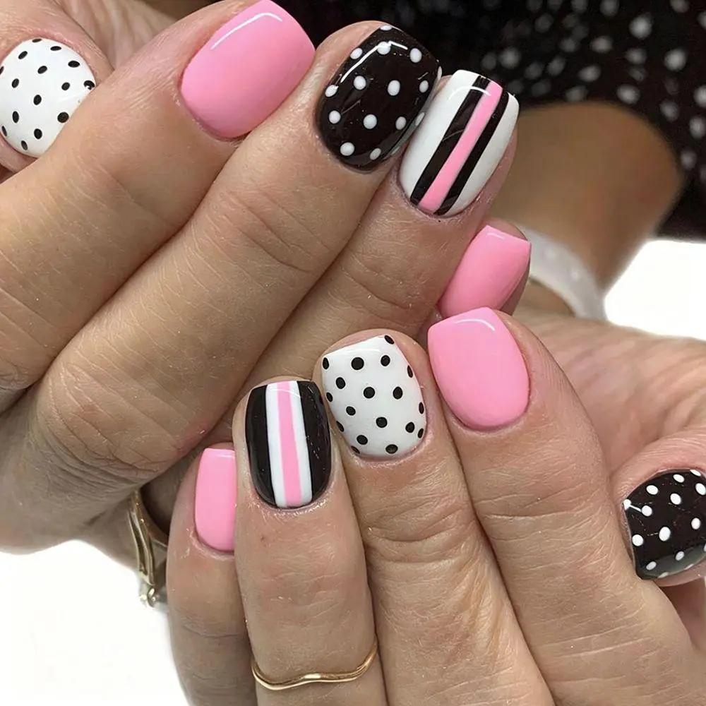 Of Short Square Pink Press-on Acrylic Nail