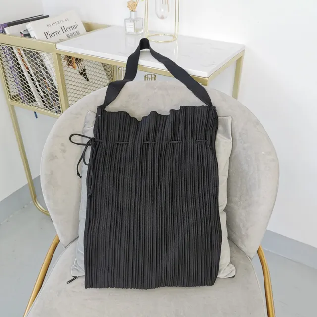 Niche Design Drawstring Folds Bucket Bag Fashion Art Simple One Shoulder Black - Shop at LoveMi