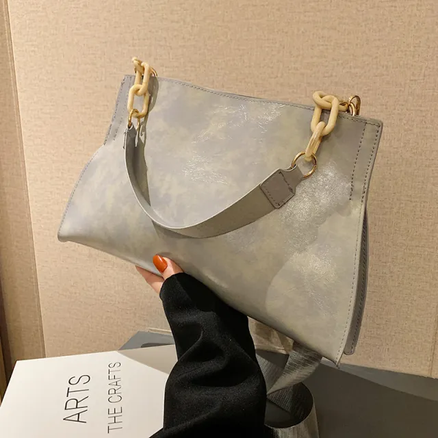 Large Capacity Lightweight One Shoulder Simple Crossbody Bag Grey - Shop at LoveMi