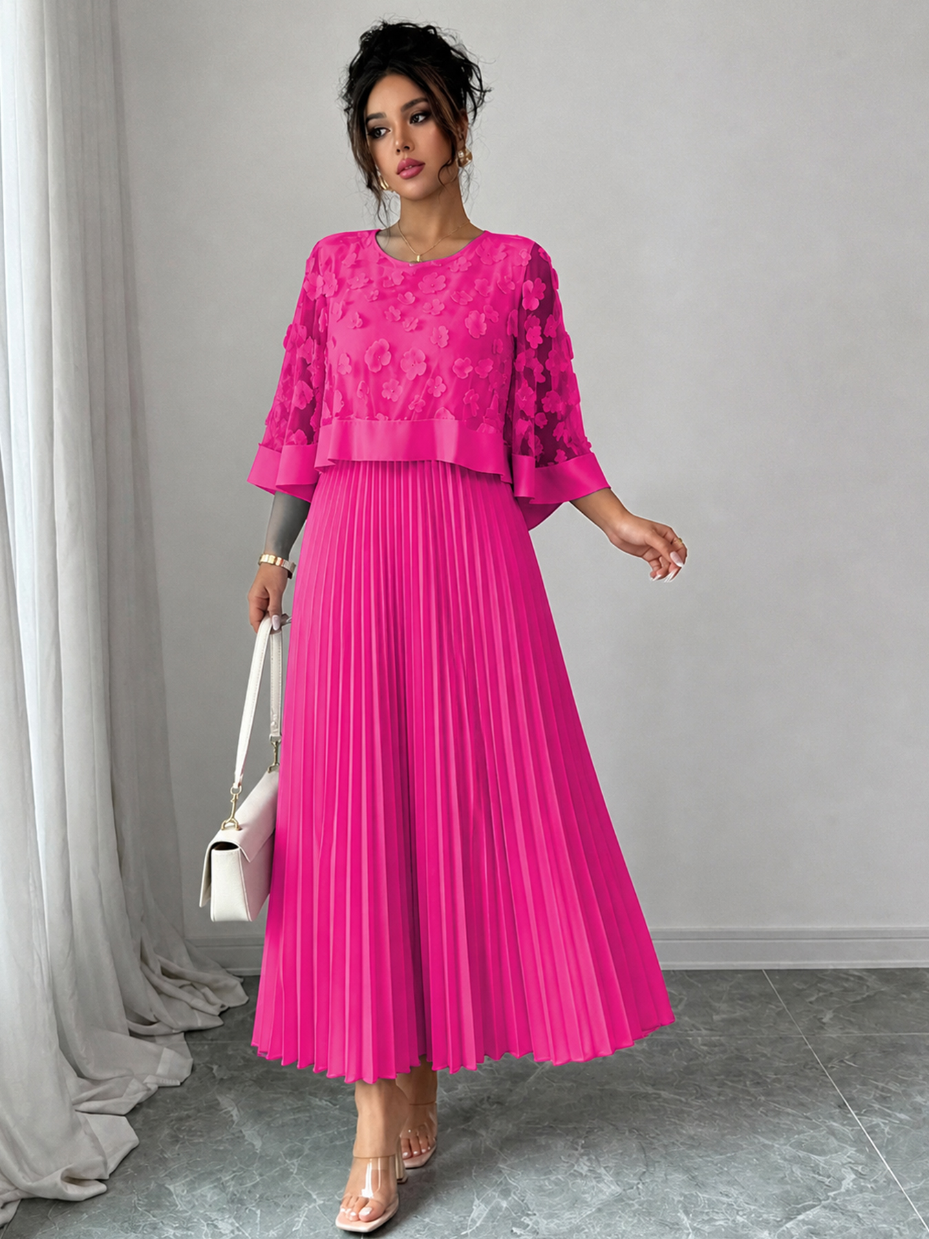 Elegant A-line Pleated Dress With Appliqued Mesh Paneling, Vacation Outfits Women, Summer Outfits For Women — foto 5