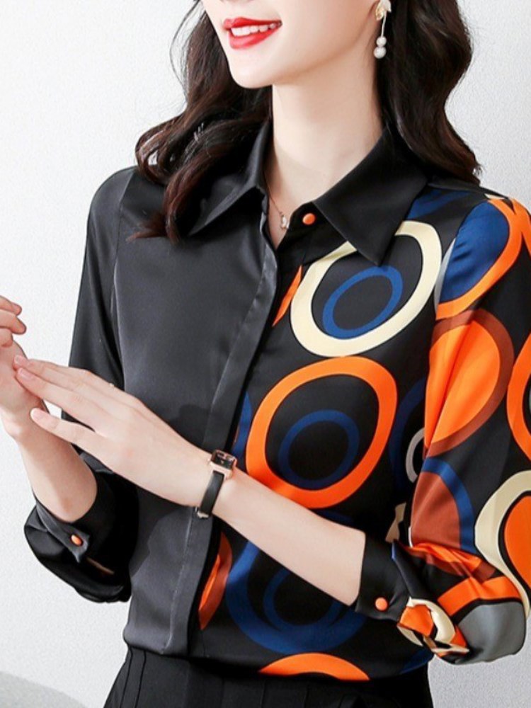Ladies Black Printed Long-sleeved Satin Shirt