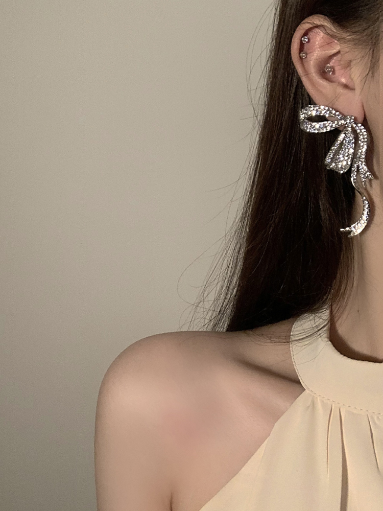 Fashion Earrings Ribbon Bow Design