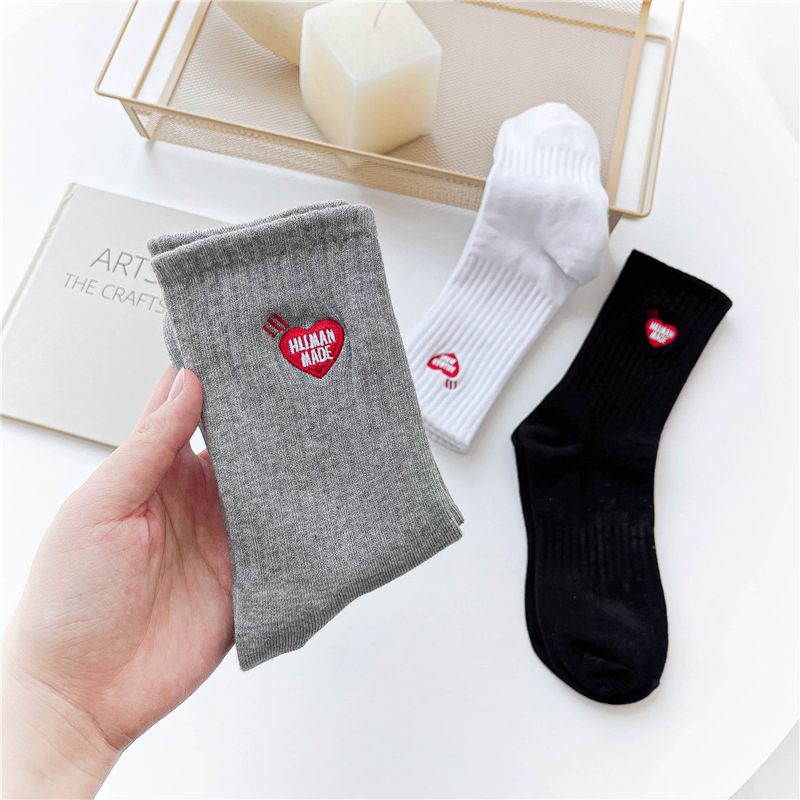 Title 5, Chaussettes Hautes Couple Couleur Unie Letter L...