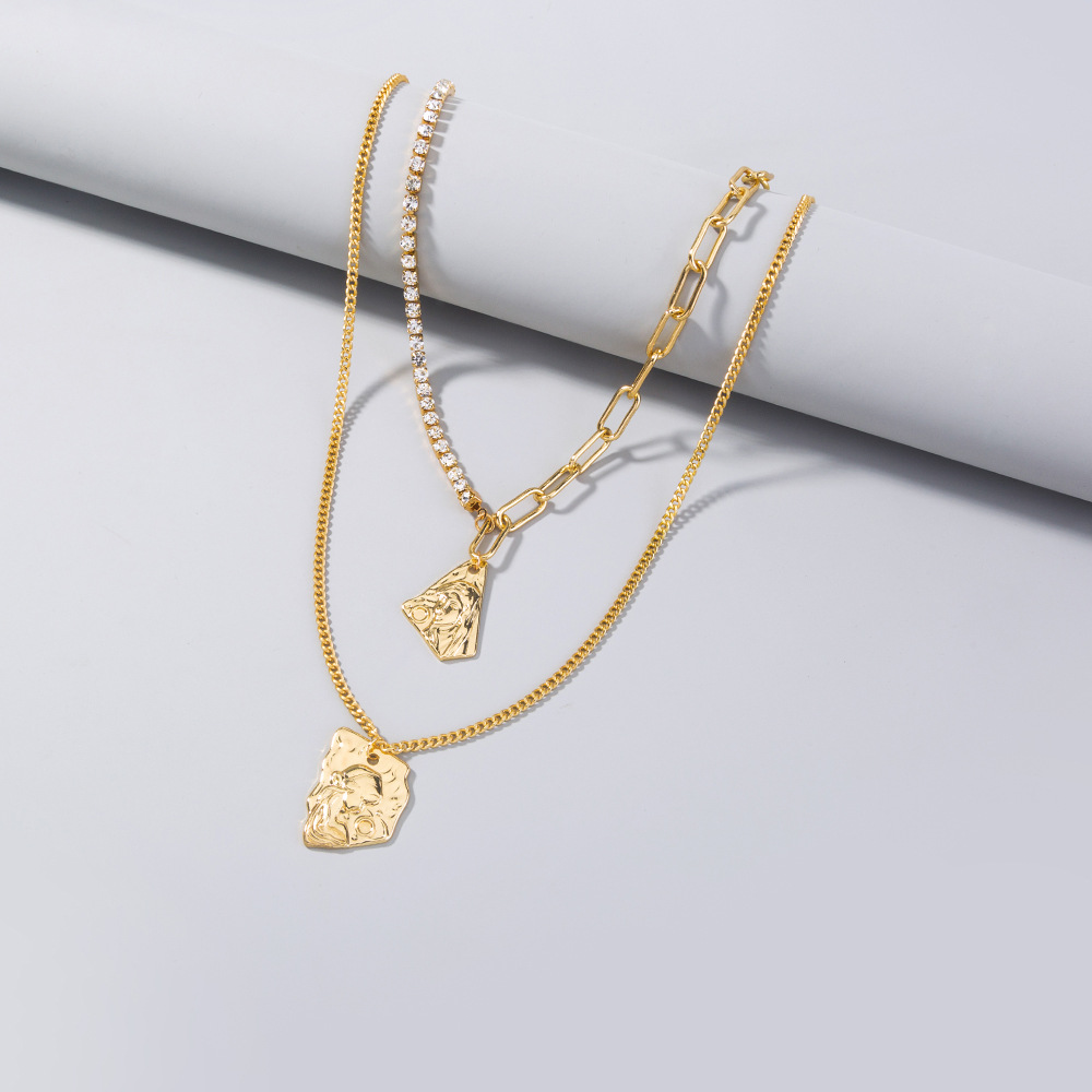 Opposite Character Pendant Rhinestone Necklace