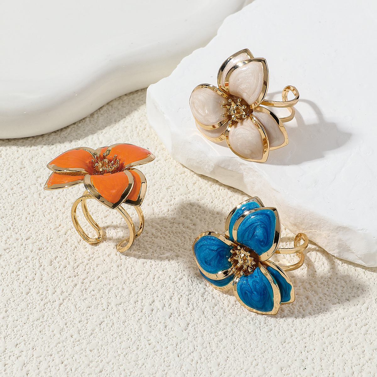 Single Piece Alloy Enamel Flower Ring, Exaggerated Floral Design Open Ring For Women, Trendy Party Jewelry