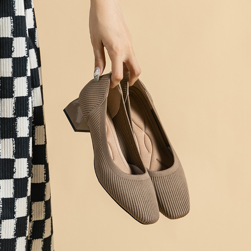 Fashion Soft Sole Casual Shoes